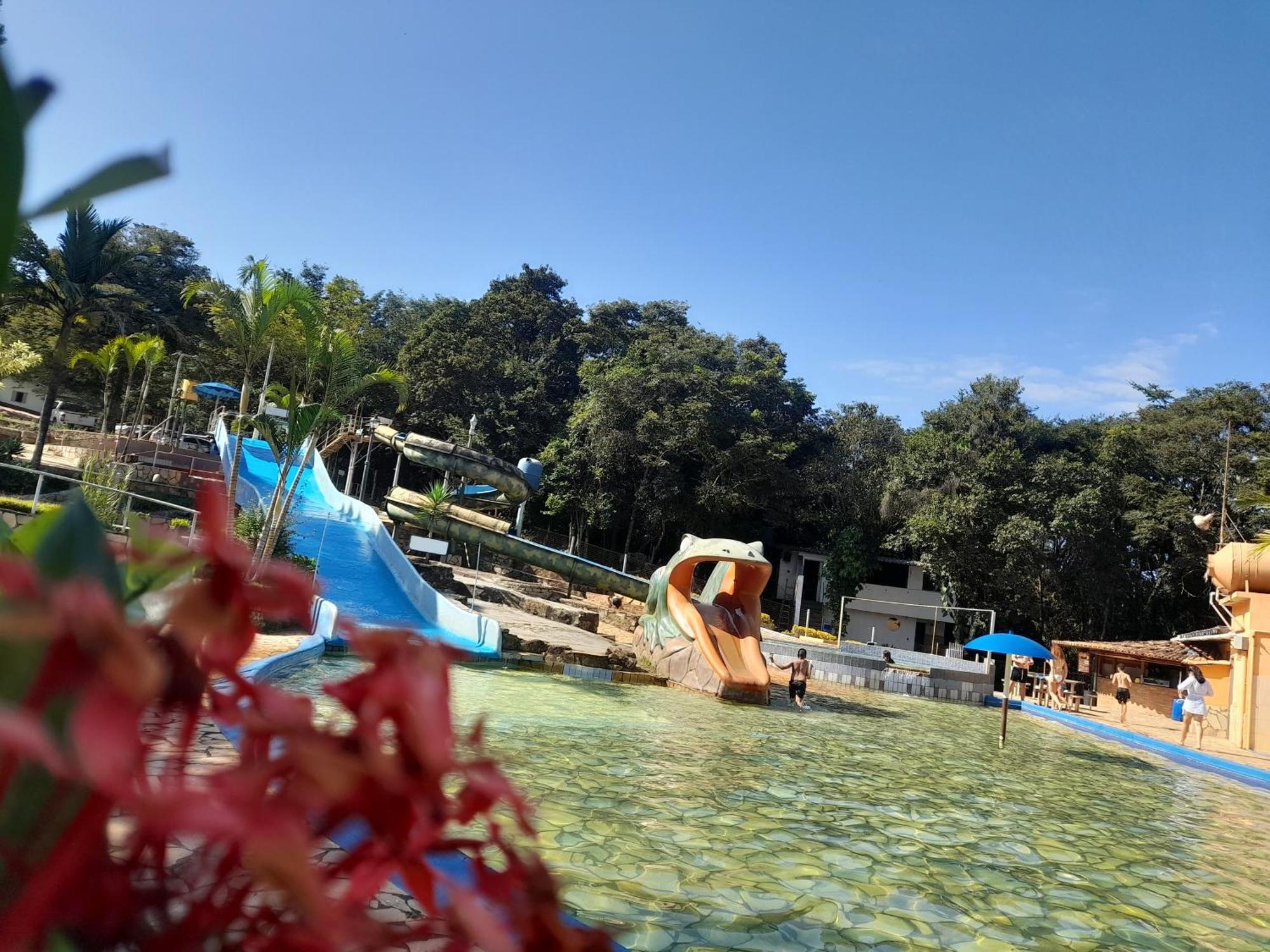 Pousada Balneario Cachoeira Do Moinho Belo Vale Exterior photo